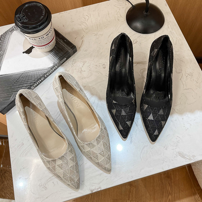 Bayanlar Yüksek Topuk Ayakkabı Dantel Baskı Yaz Hafif tek ayakkabı Kadınlar için sığ ağız stiletto zarif Yüksek Topuk Ayakkabı